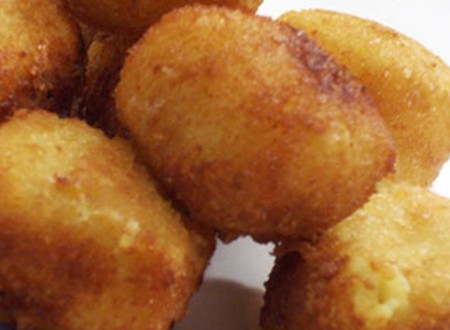Fonduta di formaggi fritta